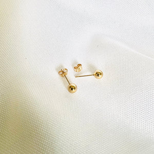 Summer Style: Minimalist Jewellery Essentials in Canberra (2025)