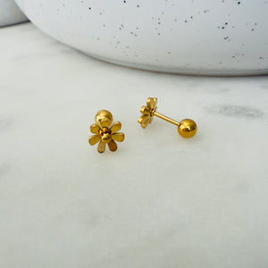 Daisy Studs